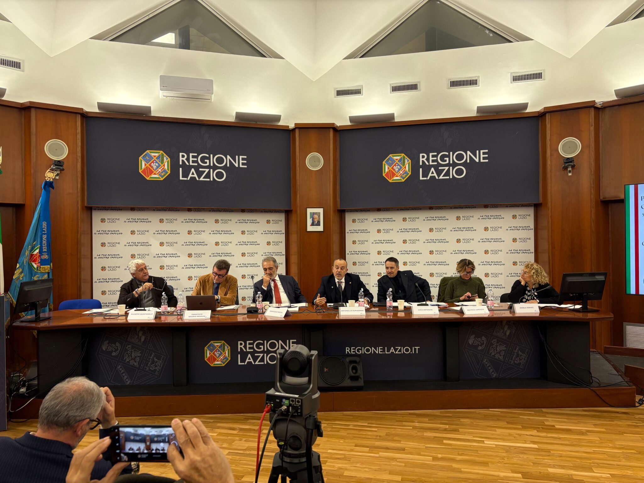 Dal ruolo delle Regioni all’innovazione, dalla crisi demografica al valore dell’universalismo: ecco le direttrici strategiche per il rilancio del SSN