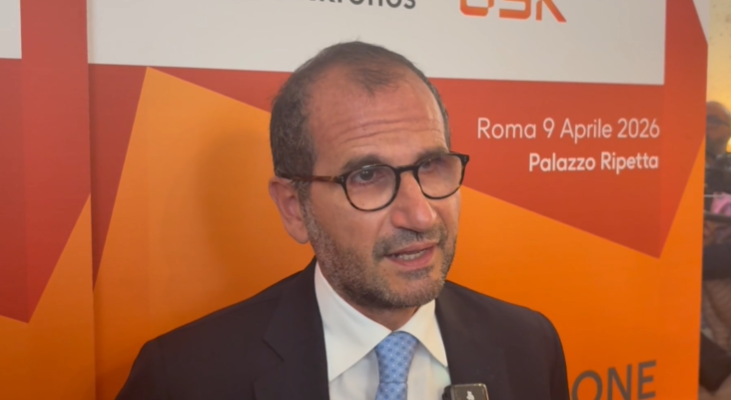 Il Sottosegretario alla Salute illustra il testo unico sulla farmaceutica e il piano per ridurre la dipendenza dall'estero sulle materie prime