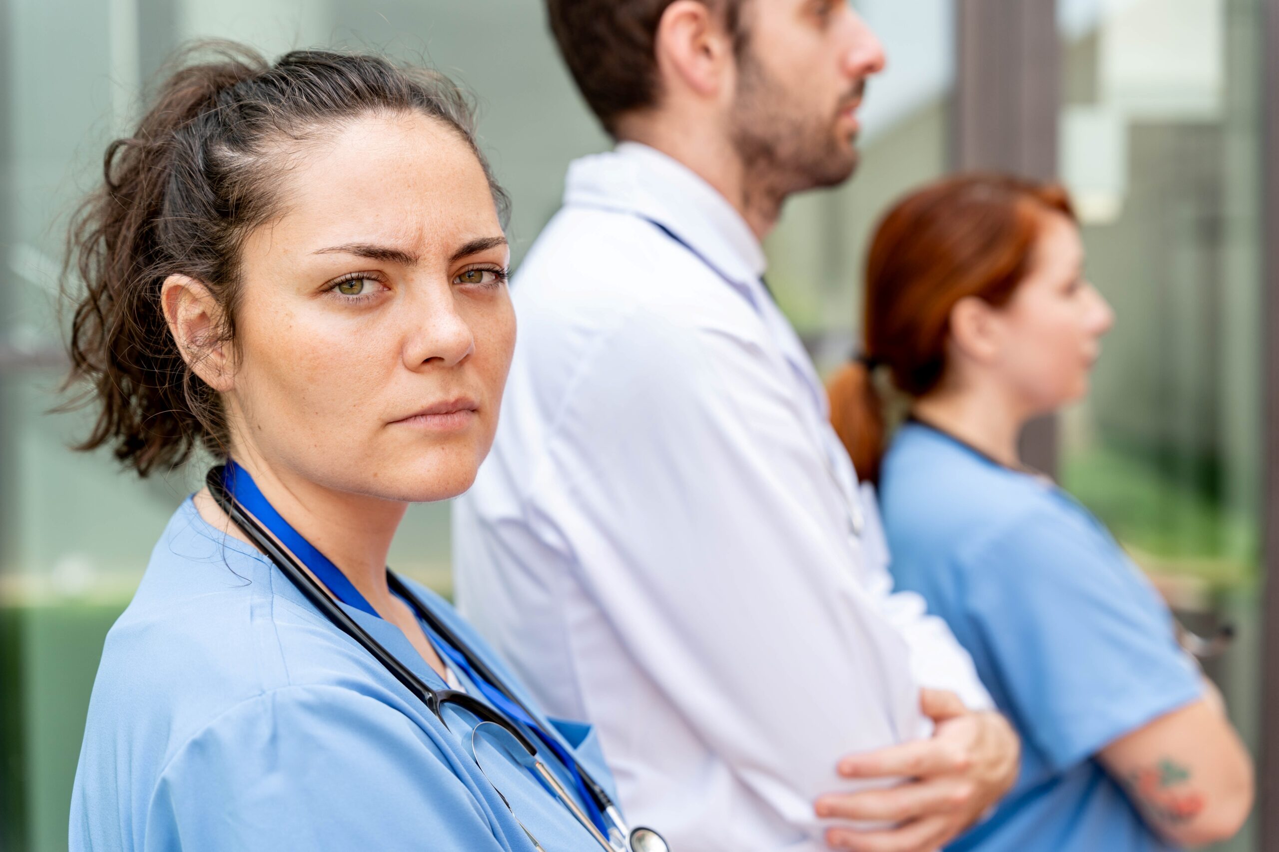 La soddisfazione lavorativa è essenziale per prevenire burnout, turnover ed intention to leave. Fattori come motivazione, vocazione e condizioni organizzative adeguate sono elementi decisivi per sostenere il professionista e rafforzare l’assistenza, garantendo qualità e sicurezza delle cure